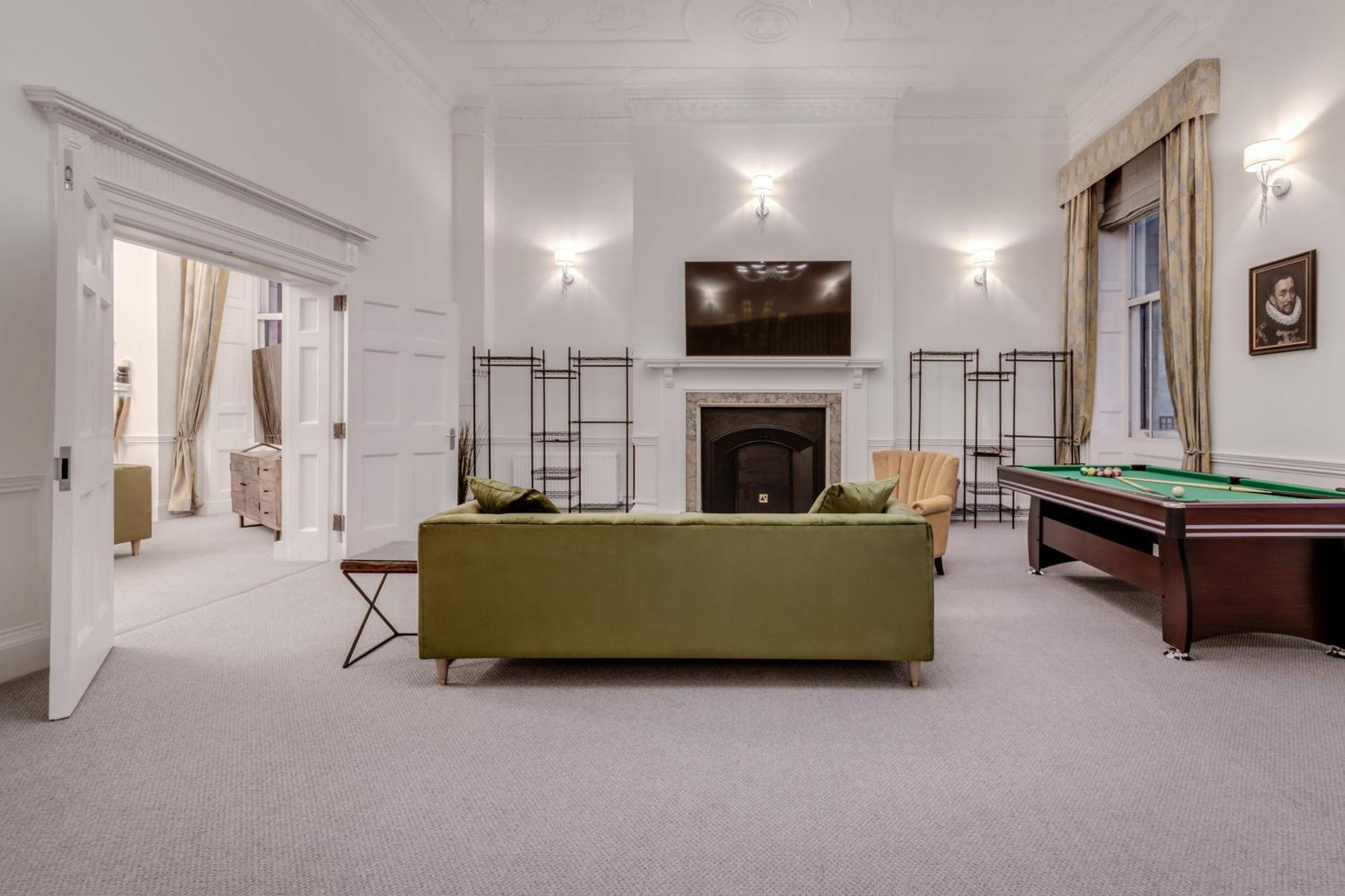 Luxury London 3 Bedroom Duplex With Pool Table - 4Hs Eksteriør billede